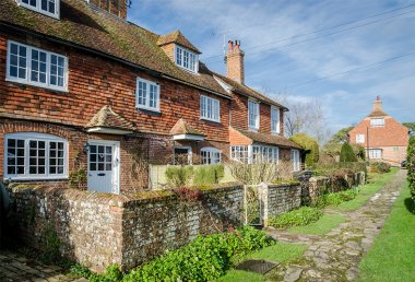 How do I deal with damp in an old house?